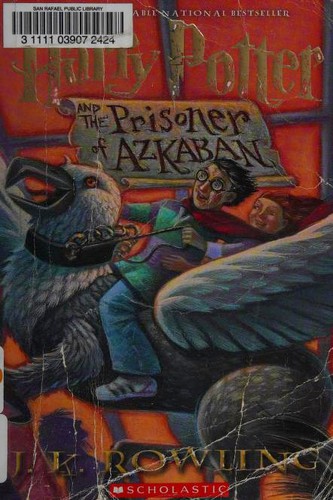 Cover of Harry Potter and the prisoner of Azkaban by J. K. Rowling