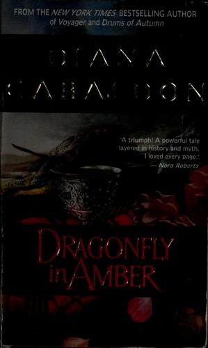 Cover of Dragonfly in amber by Diana Gabaldon